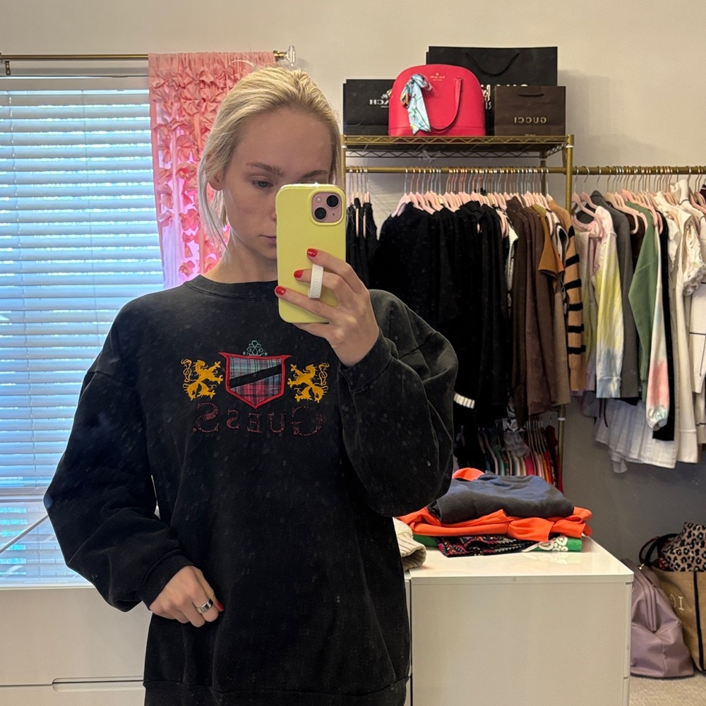 Vintage Guess Black Women's Crew Neck Sweater